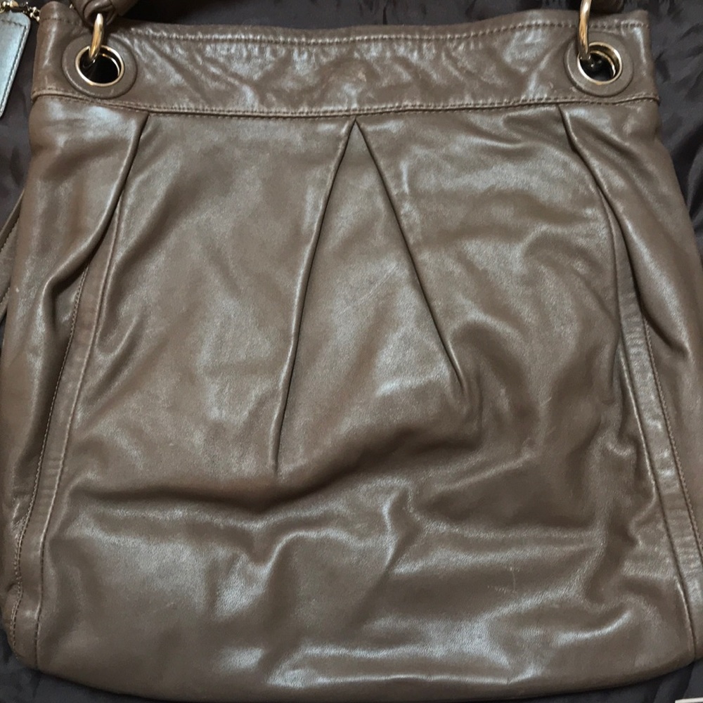 Used leather Coach mushroom color purse. - Picture 5 of 8